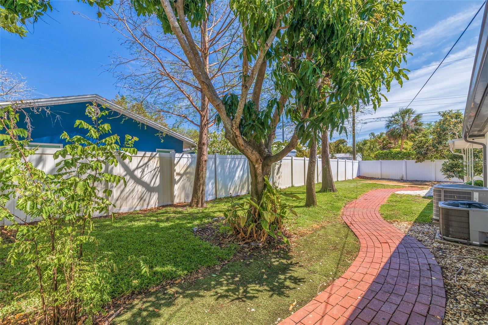 7120 3RD AVE N, ST PETERSBURG, FL, 33710