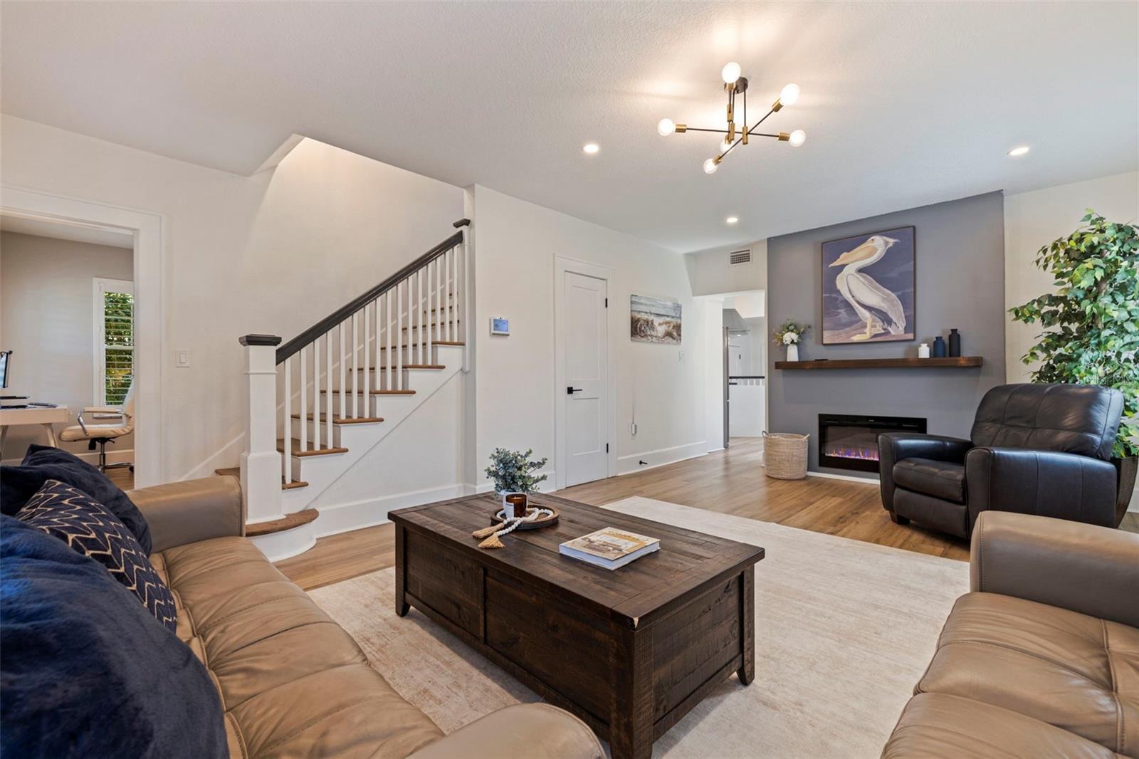 7120 3RD AVE N, ST PETERSBURG, FL, 33710