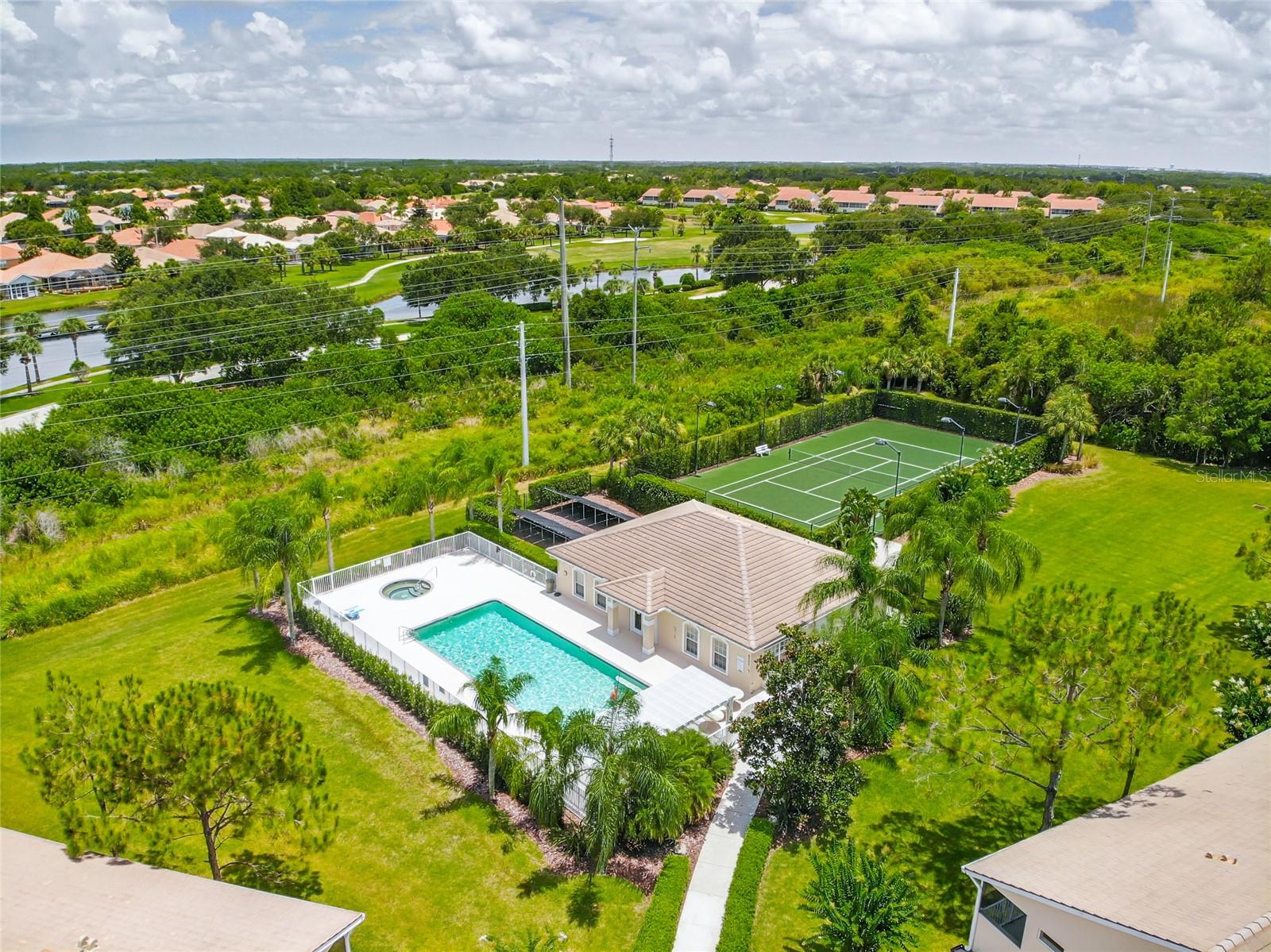 6314 BAY CEDAR LN #201, BRADENTON, FL, 34203