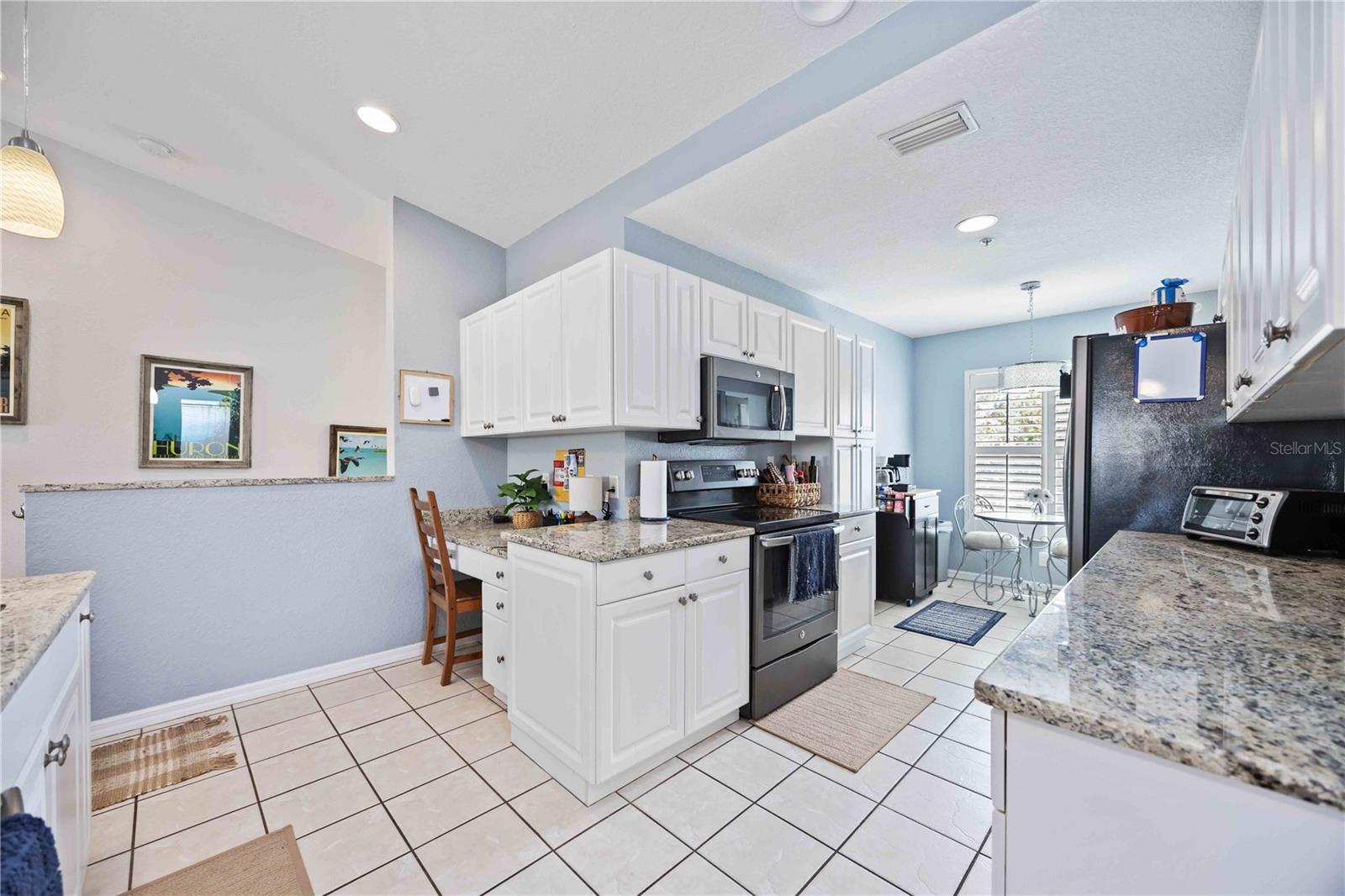 6314 BAY CEDAR LN #201, BRADENTON, FL, 34203