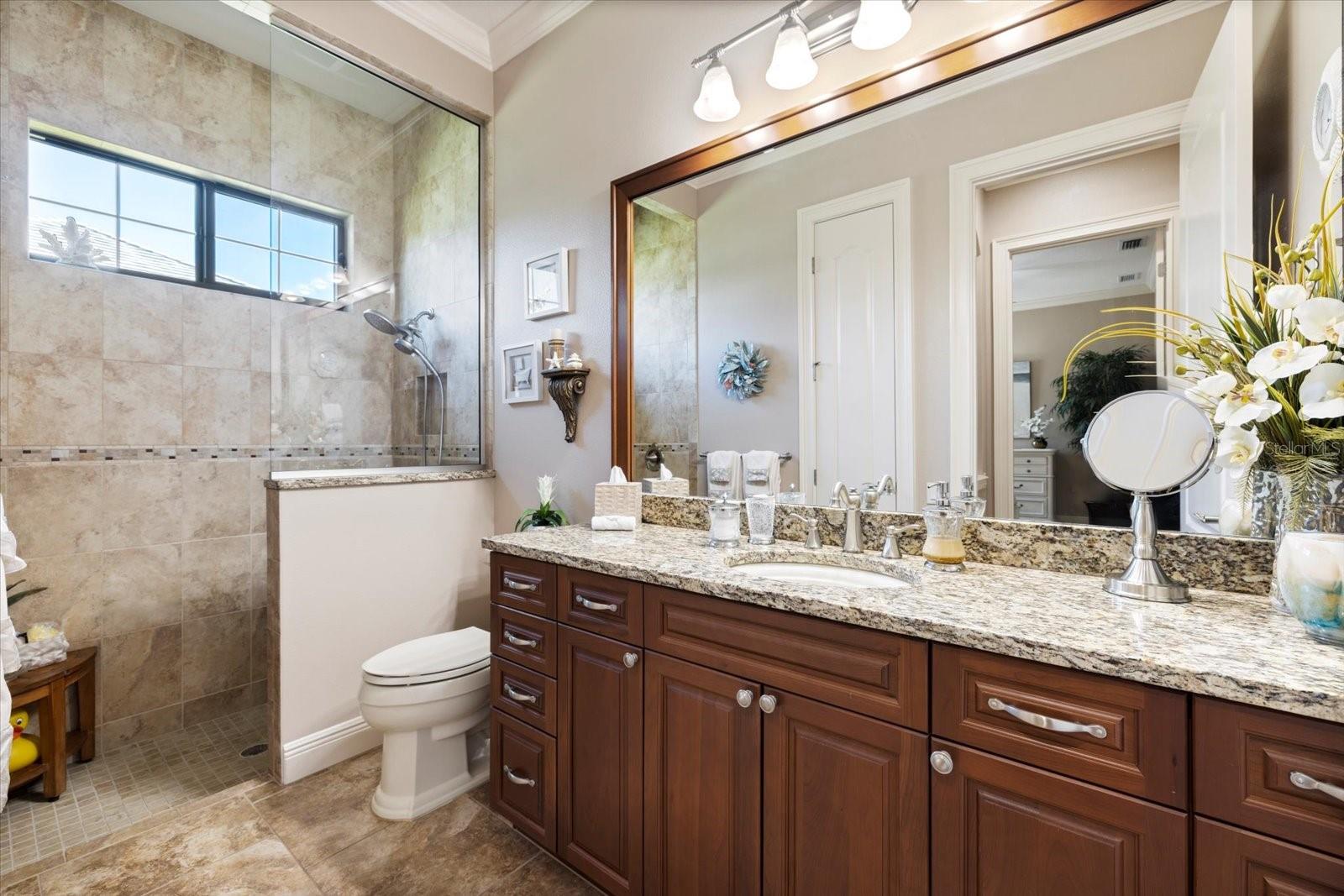 26725 RAPHIS ROYALE BLVD, ENGLEWOOD, FL, 34223