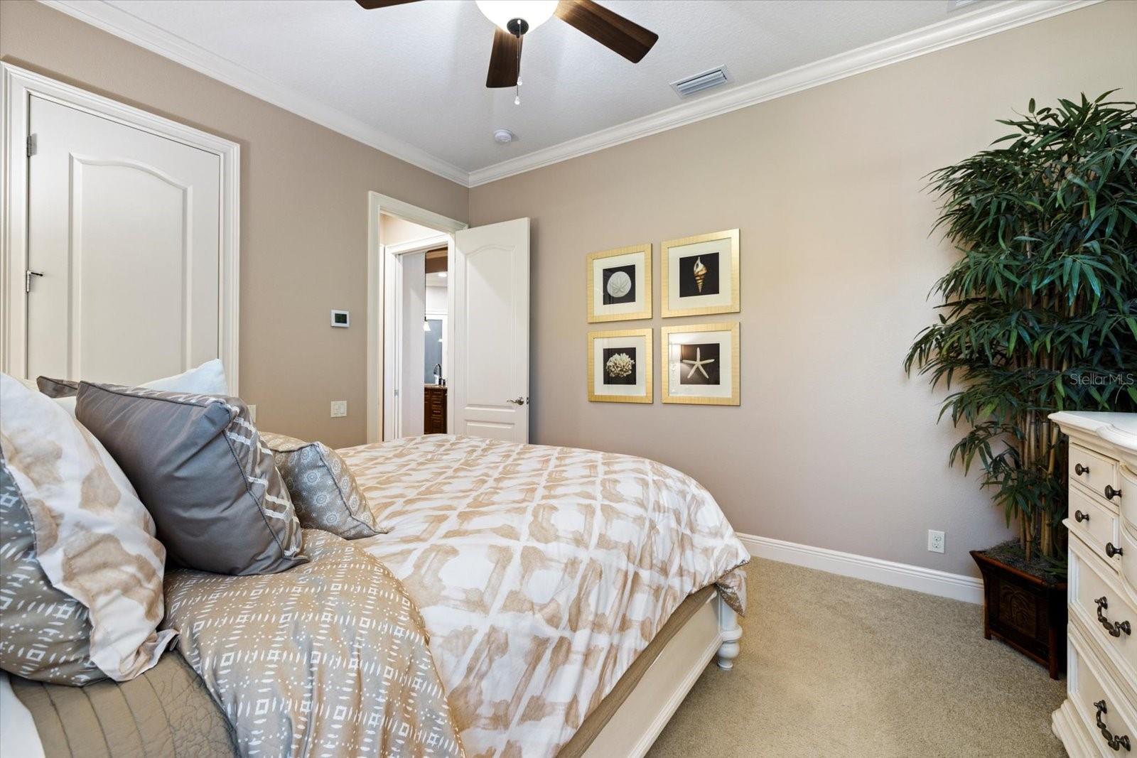 26725 RAPHIS ROYALE BLVD, ENGLEWOOD, FL, 34223