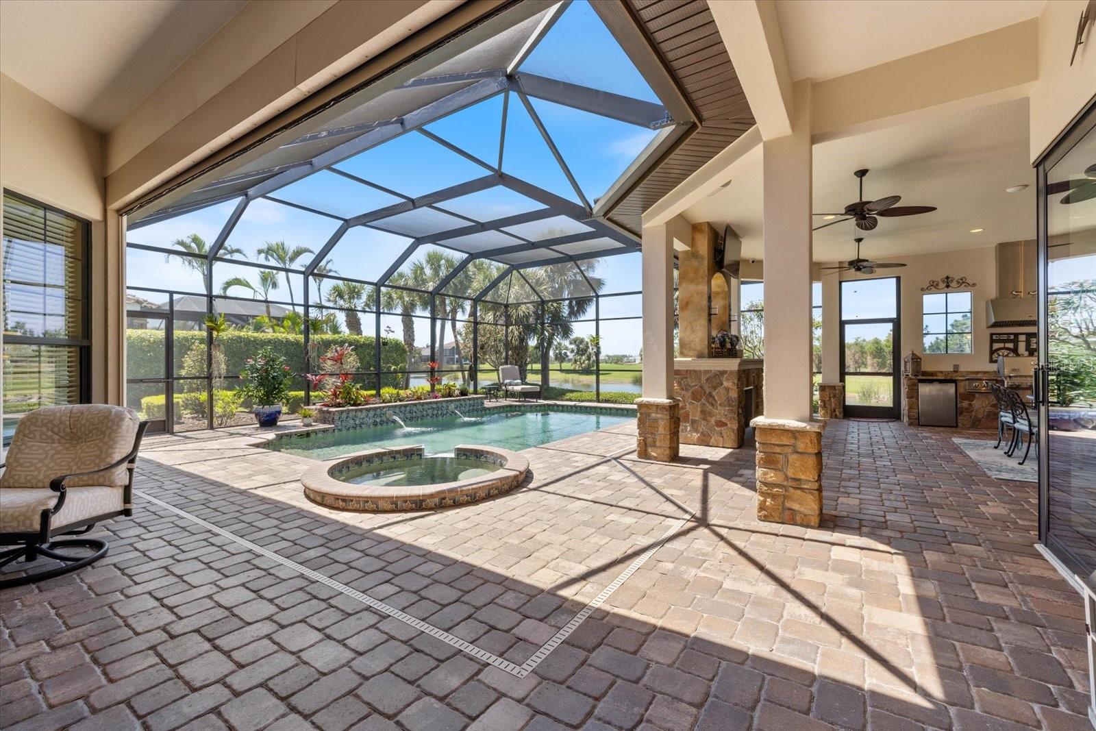 26725 RAPHIS ROYALE BLVD, ENGLEWOOD, FL, 34223