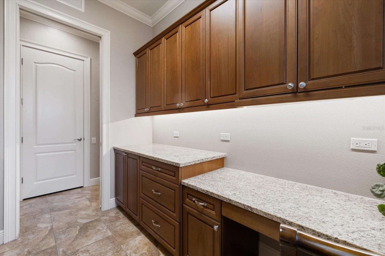 26725 RAPHIS ROYALE BLVD, ENGLEWOOD, FL, 34223