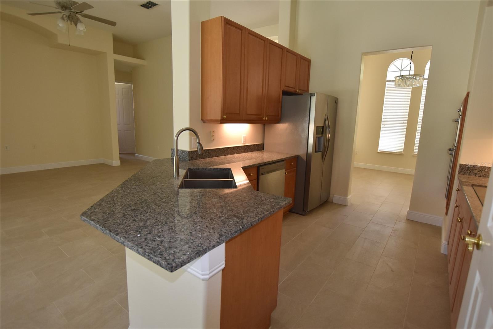 9014 DANCY TREE CT, ORLANDO, FL, 32836