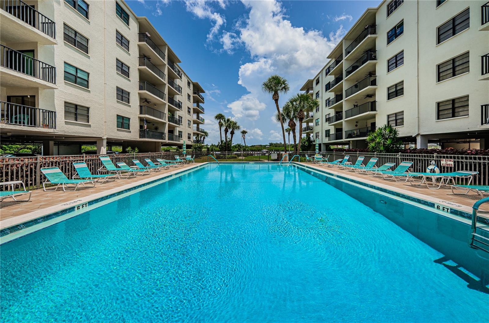 19531 GULF BLVD #205, INDIAN SHORES, FL, 33785