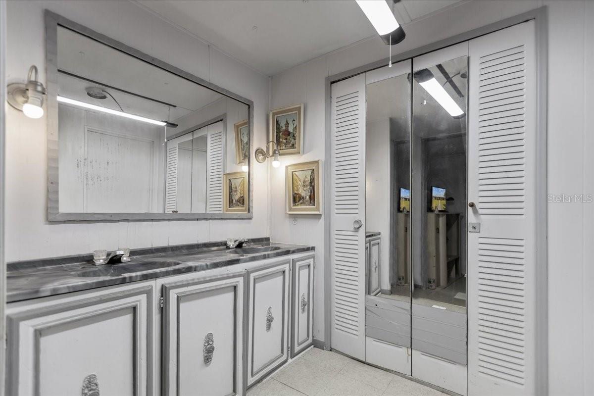 6482 SW 80TH AVE, TRENTON, FL, 32693