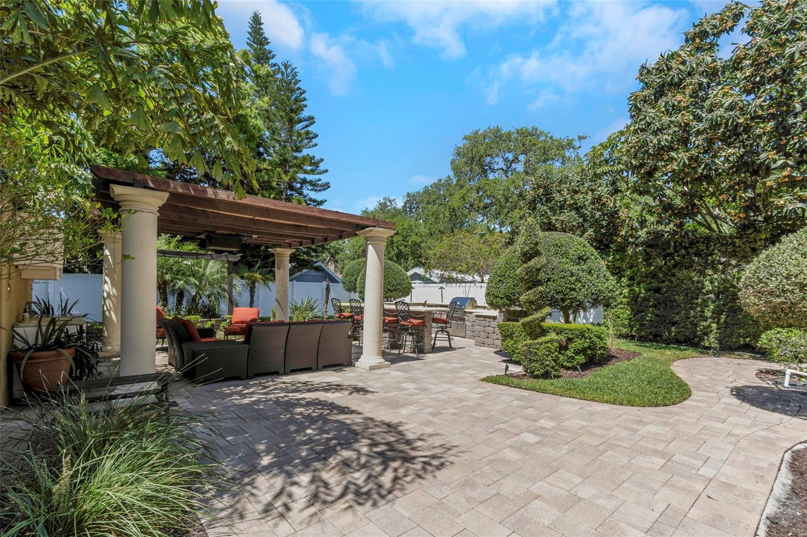 6015 S ELKINS AVE, TAMPA, FL, 33611