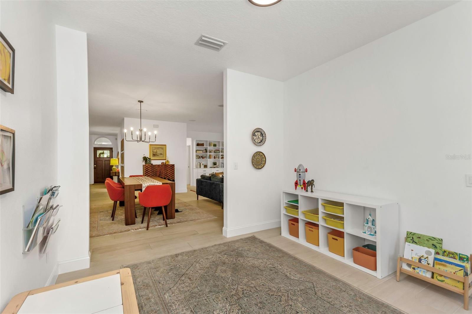 6015 S ELKINS AVE, TAMPA, FL, 33611