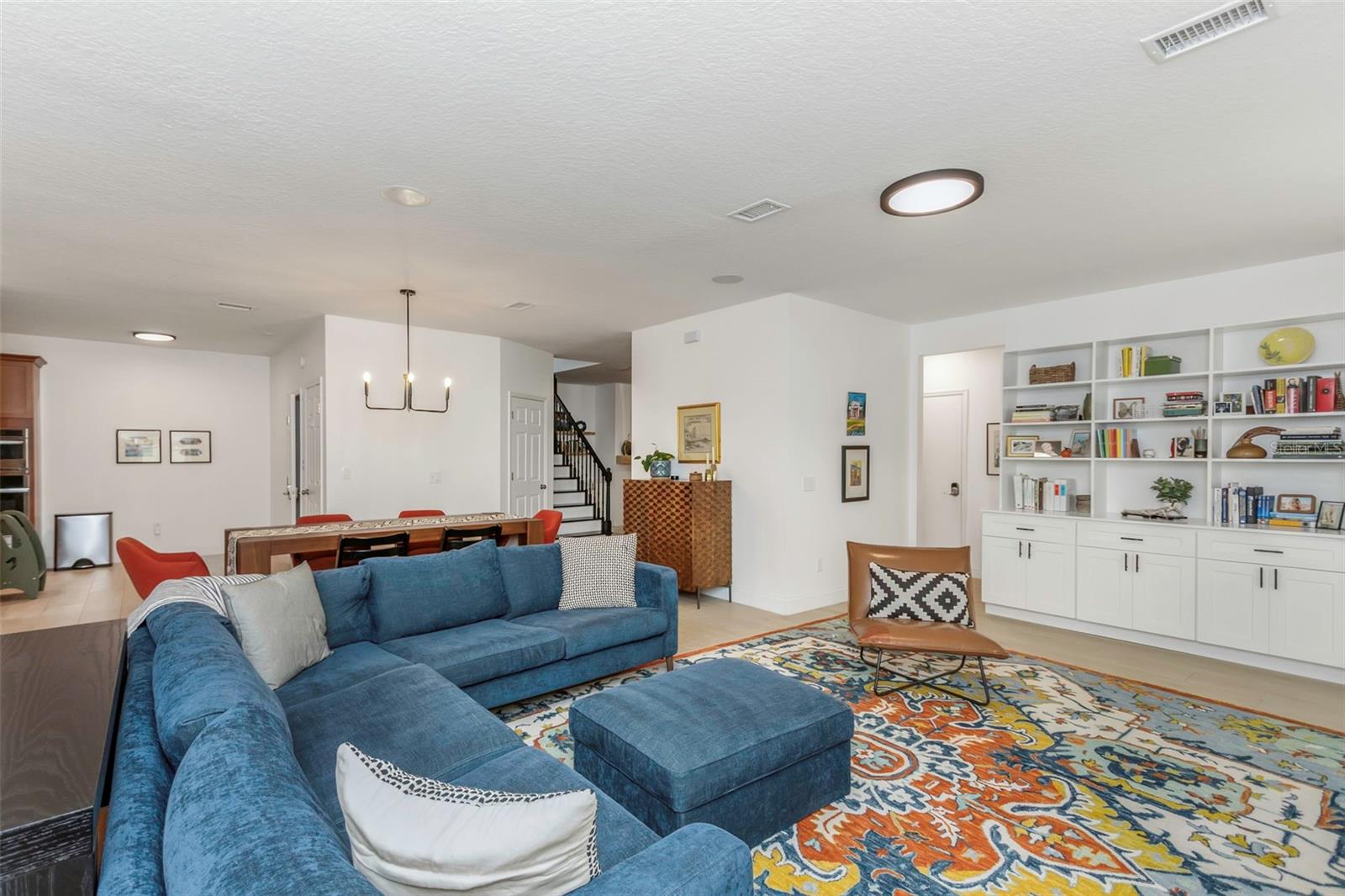 6015 S ELKINS AVE, TAMPA, FL, 33611