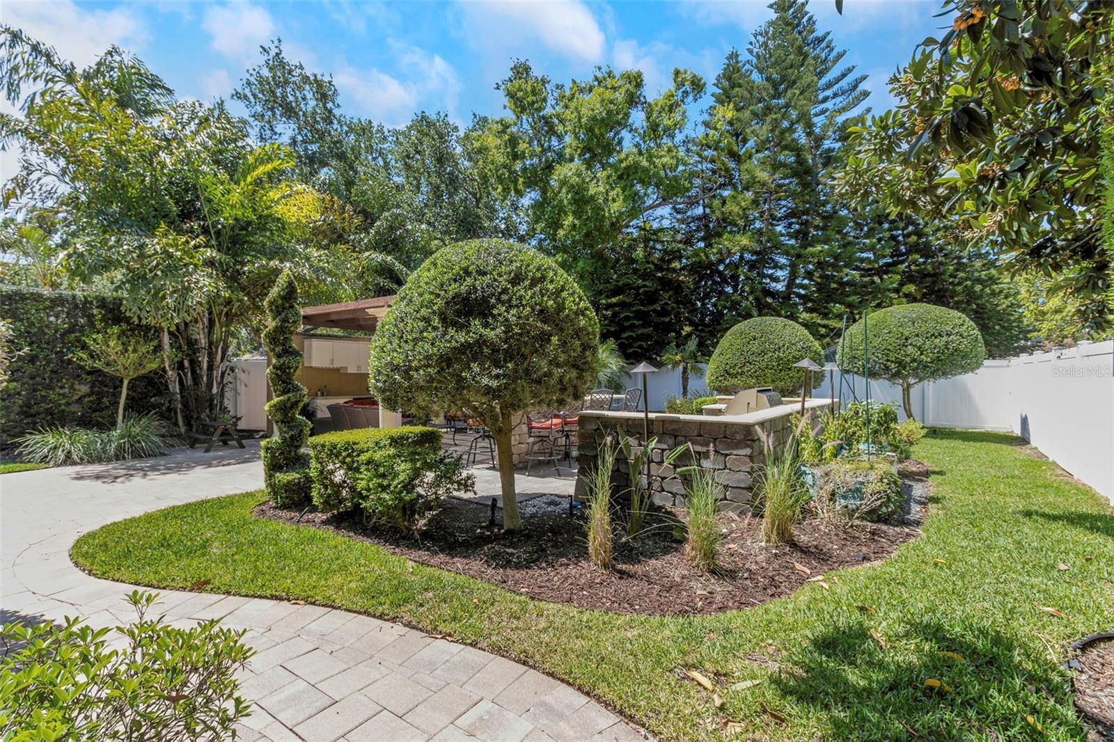 6015 S ELKINS AVE, TAMPA, FL, 33611