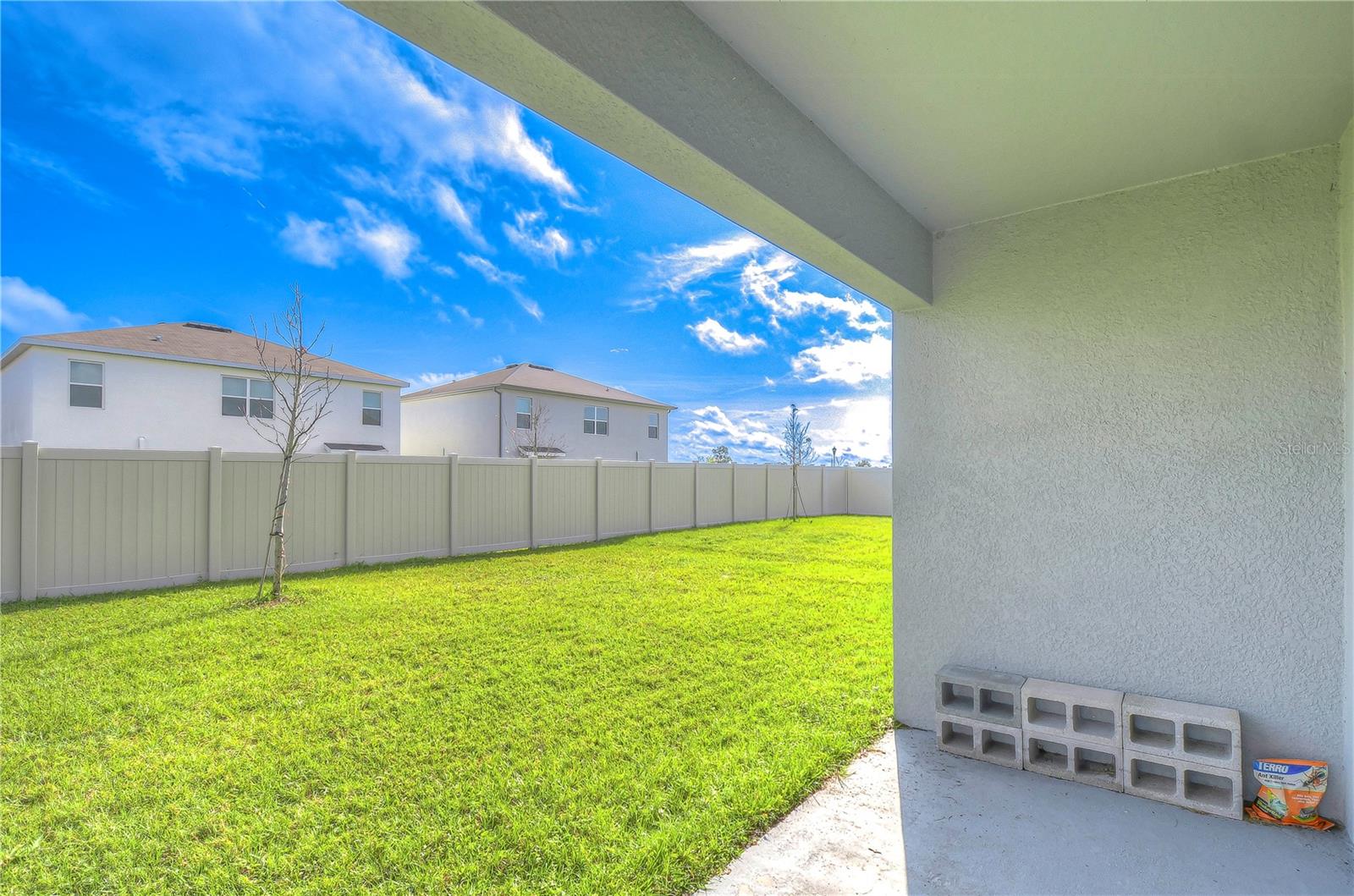 5460 WARRINGTON TOWN PATH, WESLEY CHAPEL, FL, 33545