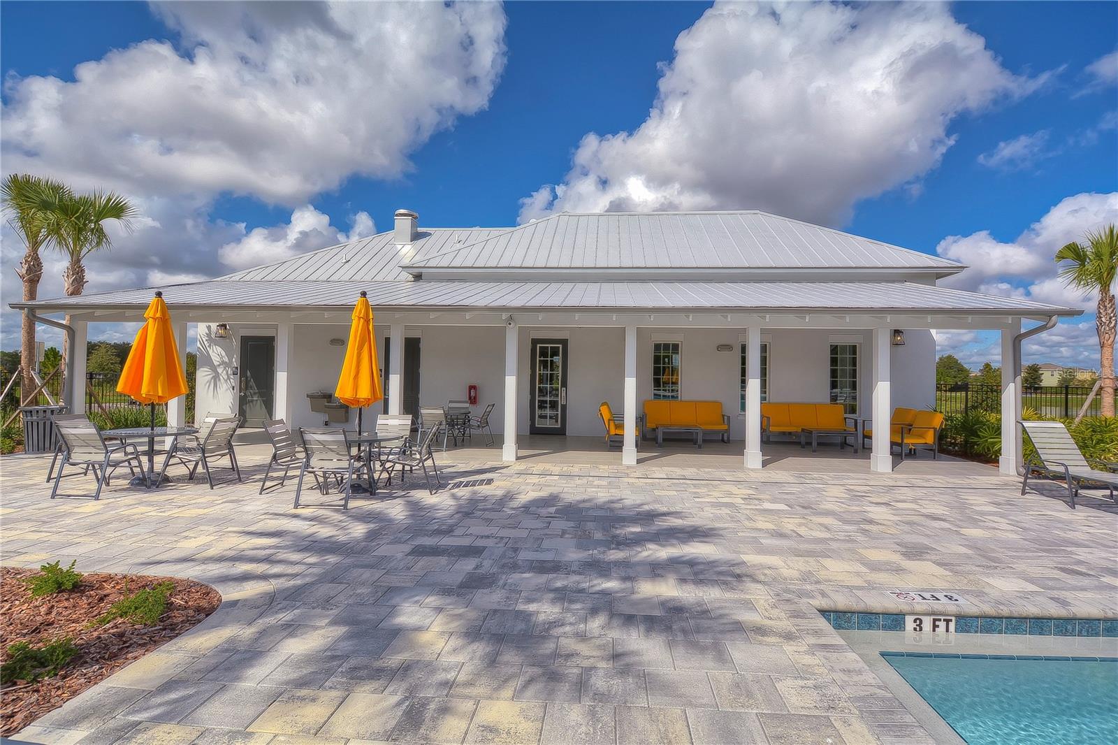 5460 WARRINGTON TOWN PATH, WESLEY CHAPEL, FL, 33545