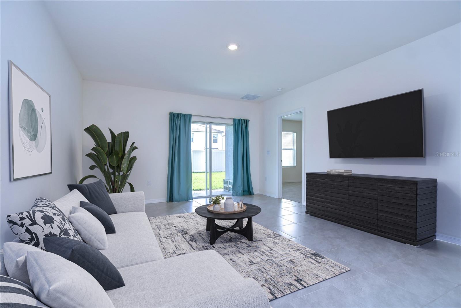 5460 WARRINGTON TOWN PATH, WESLEY CHAPEL, FL, 33545