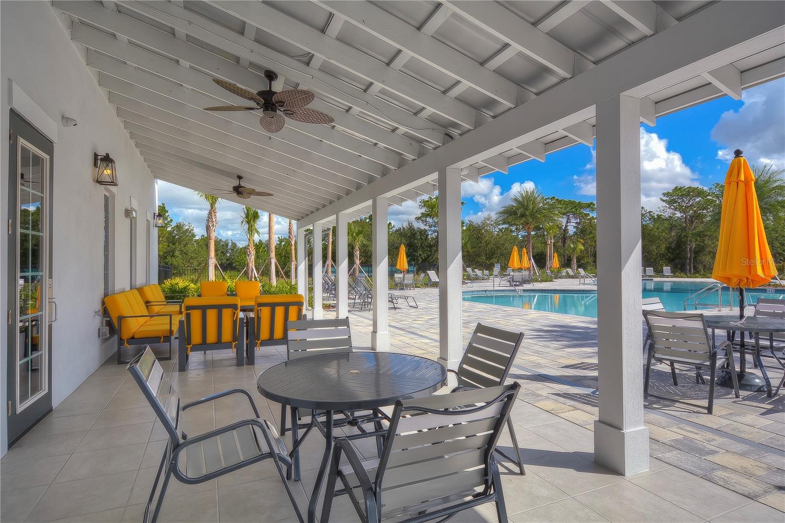 5460 WARRINGTON TOWN PATH, WESLEY CHAPEL, FL, 33545