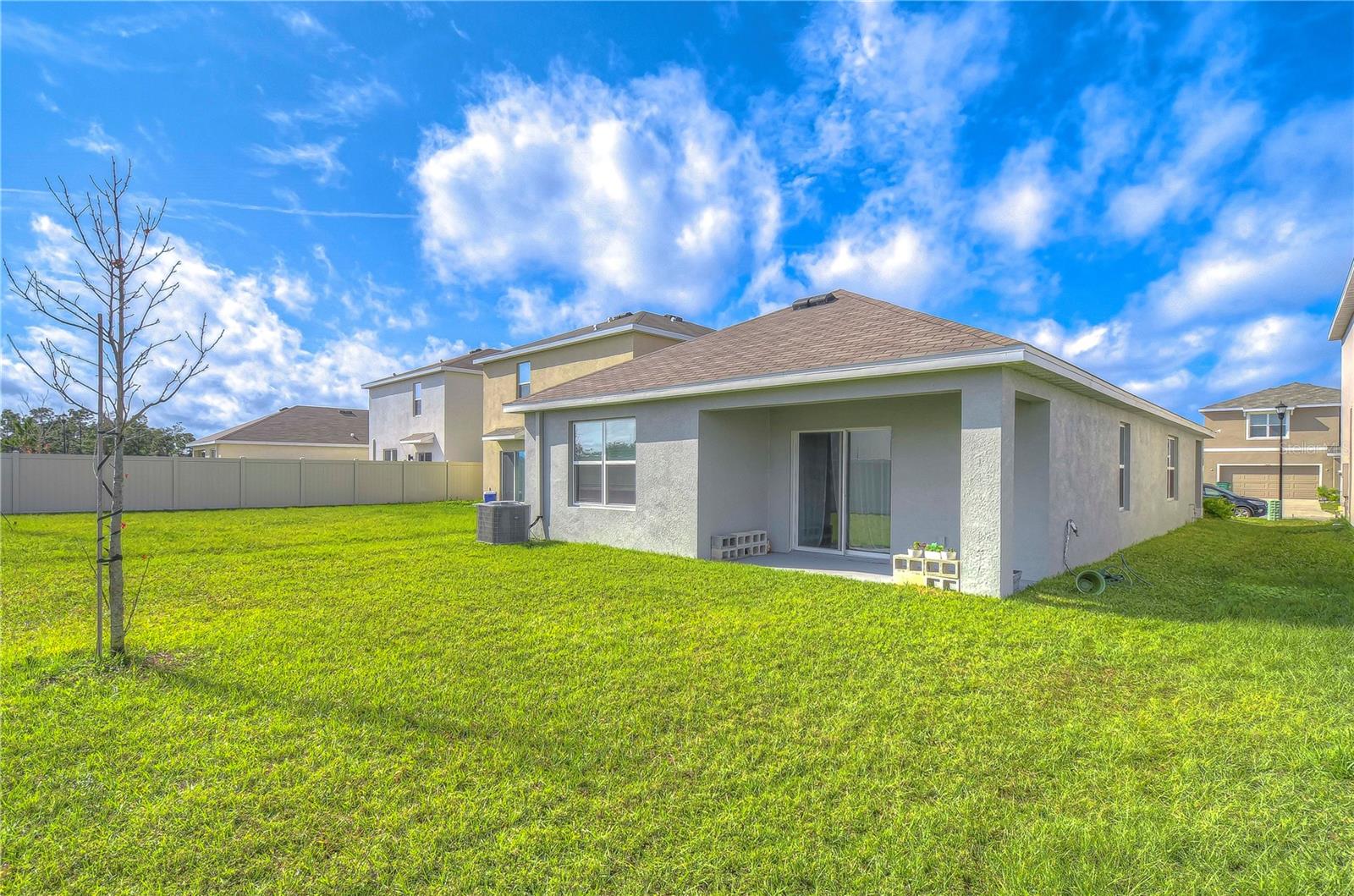 5460 WARRINGTON TOWN PATH, WESLEY CHAPEL, FL, 33545