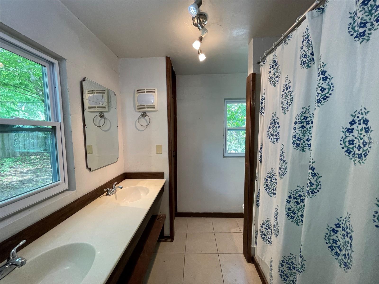 1910 SW 44TH AVE, GAINESVILLE, FL, 32608