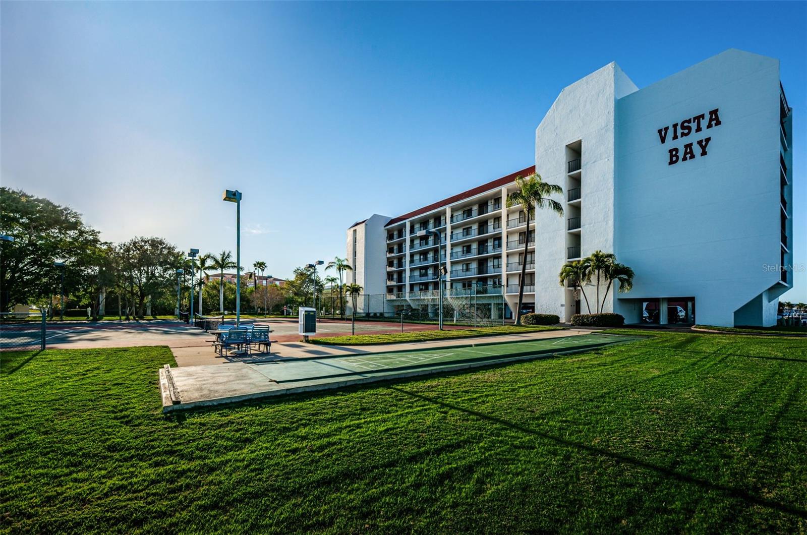 19111 VISTA BAY DR #304, INDIAN SHORES, FL, 33785