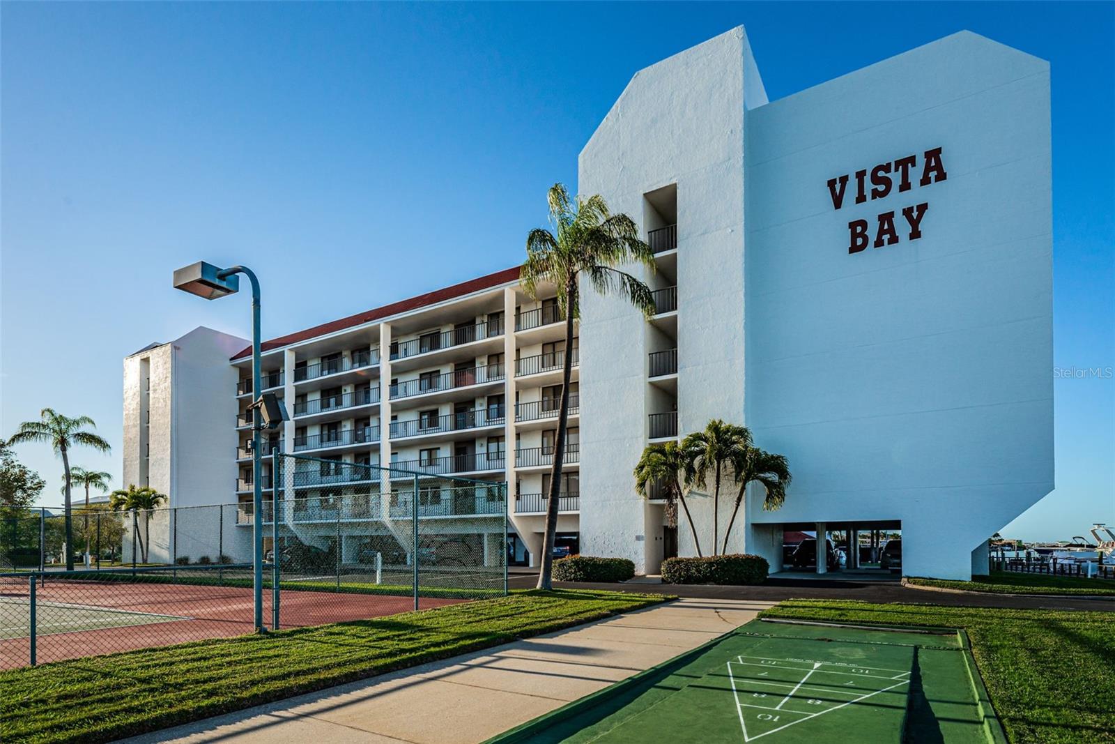 19111 VISTA BAY DR #304, INDIAN SHORES, FL, 33785