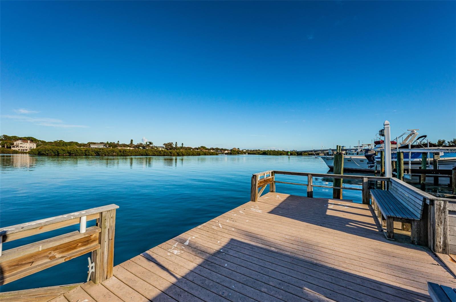 19111 VISTA BAY DR #304, INDIAN SHORES, FL, 33785