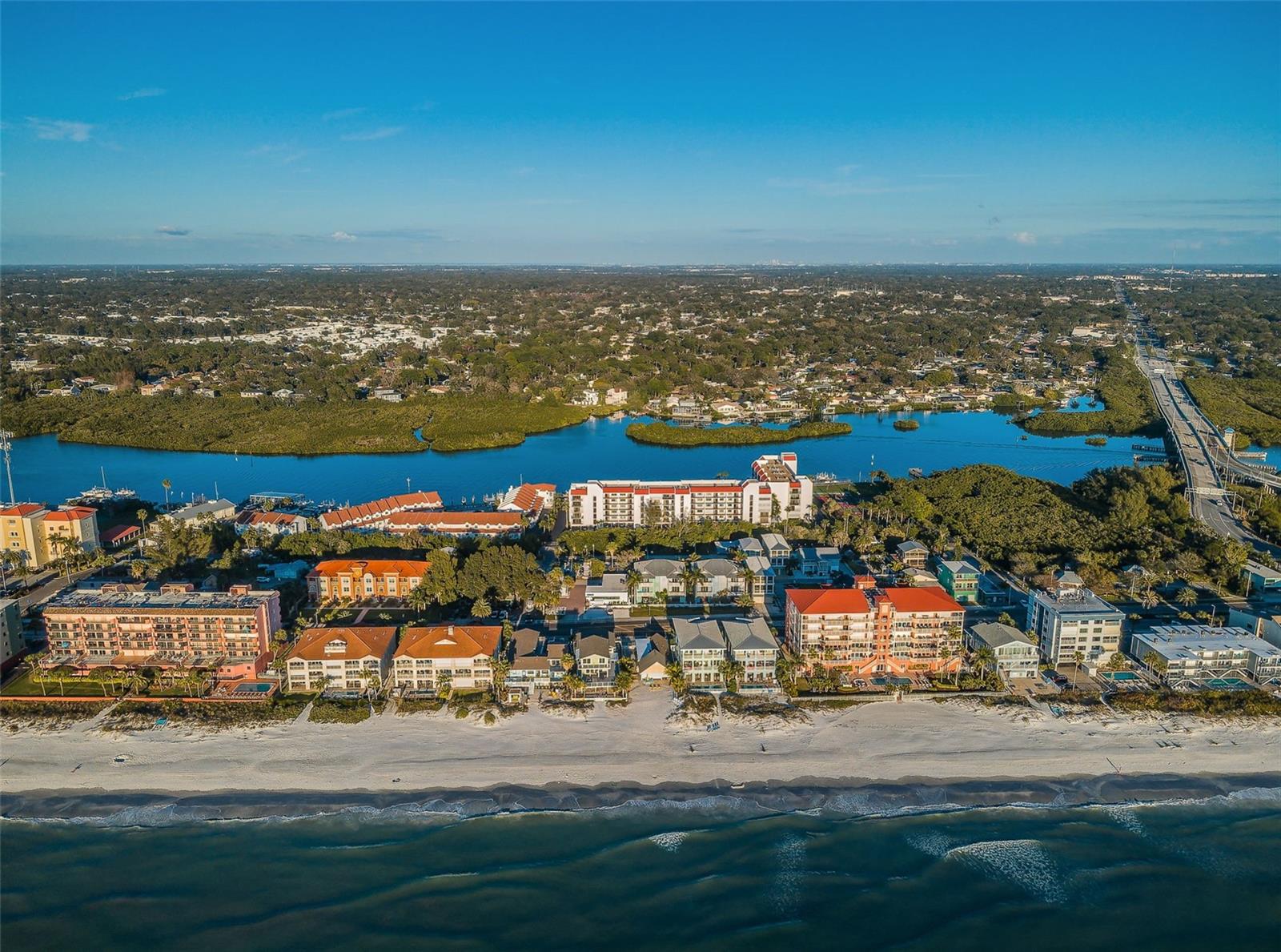 19111 VISTA BAY DR #304, INDIAN SHORES, FL, 33785