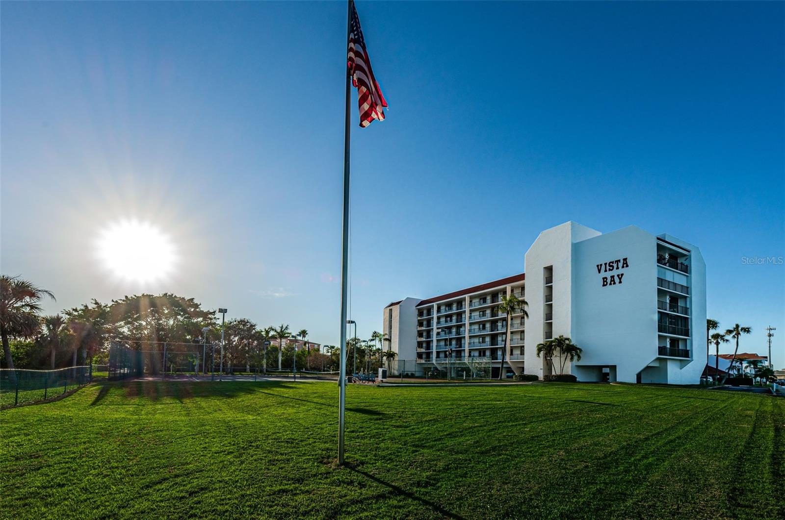 19111 VISTA BAY DR #304, INDIAN SHORES, FL, 33785