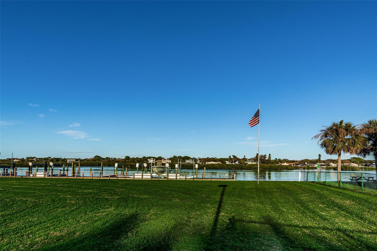 19111 VISTA BAY DR #304, INDIAN SHORES, FL, 33785