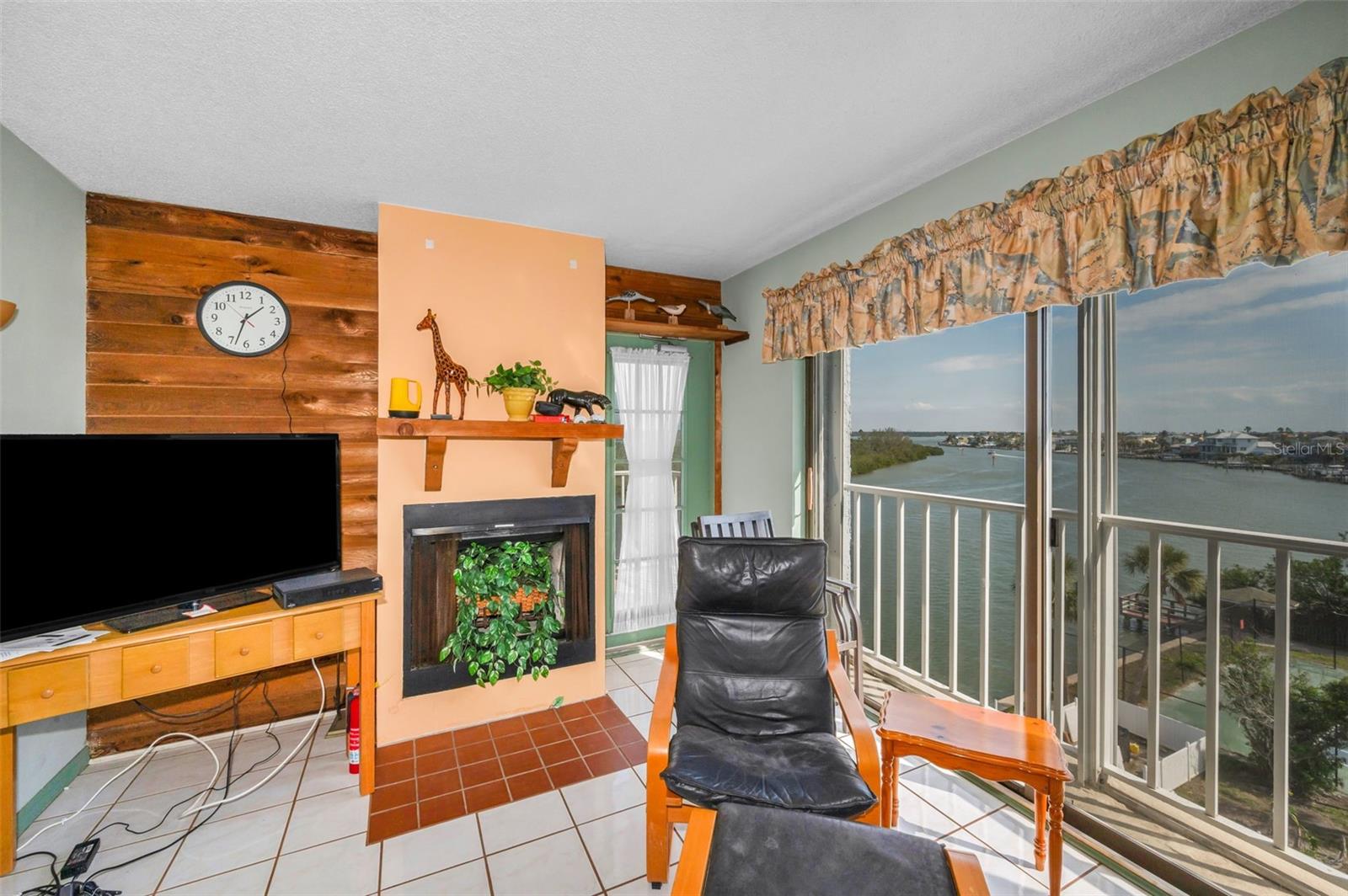 18325 GULF BLVD #509, REDINGTON SHORES, FL, 33708