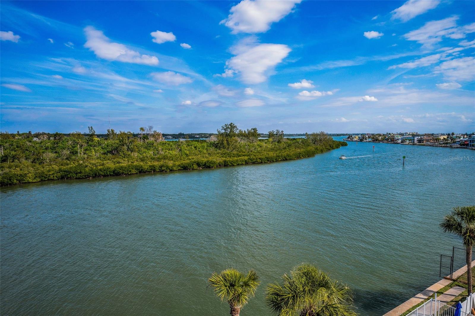 18325 GULF BLVD #509, REDINGTON SHORES, FL, 33708