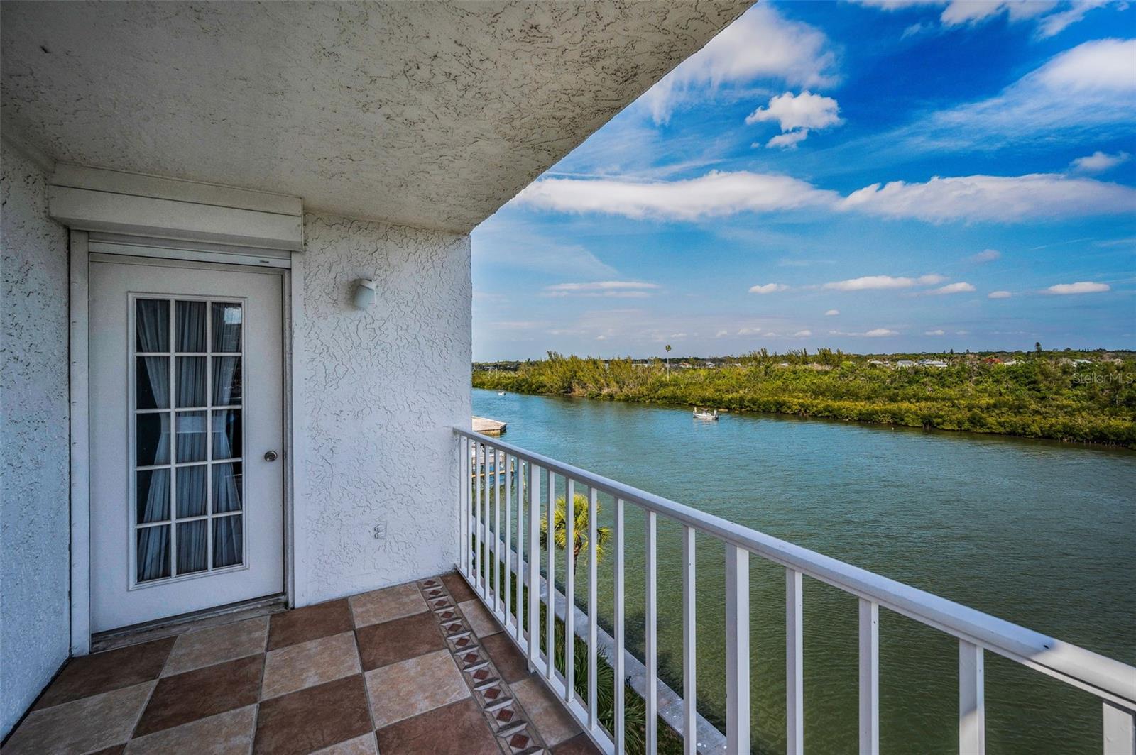 18325 GULF BLVD #509, REDINGTON SHORES, FL, 33708