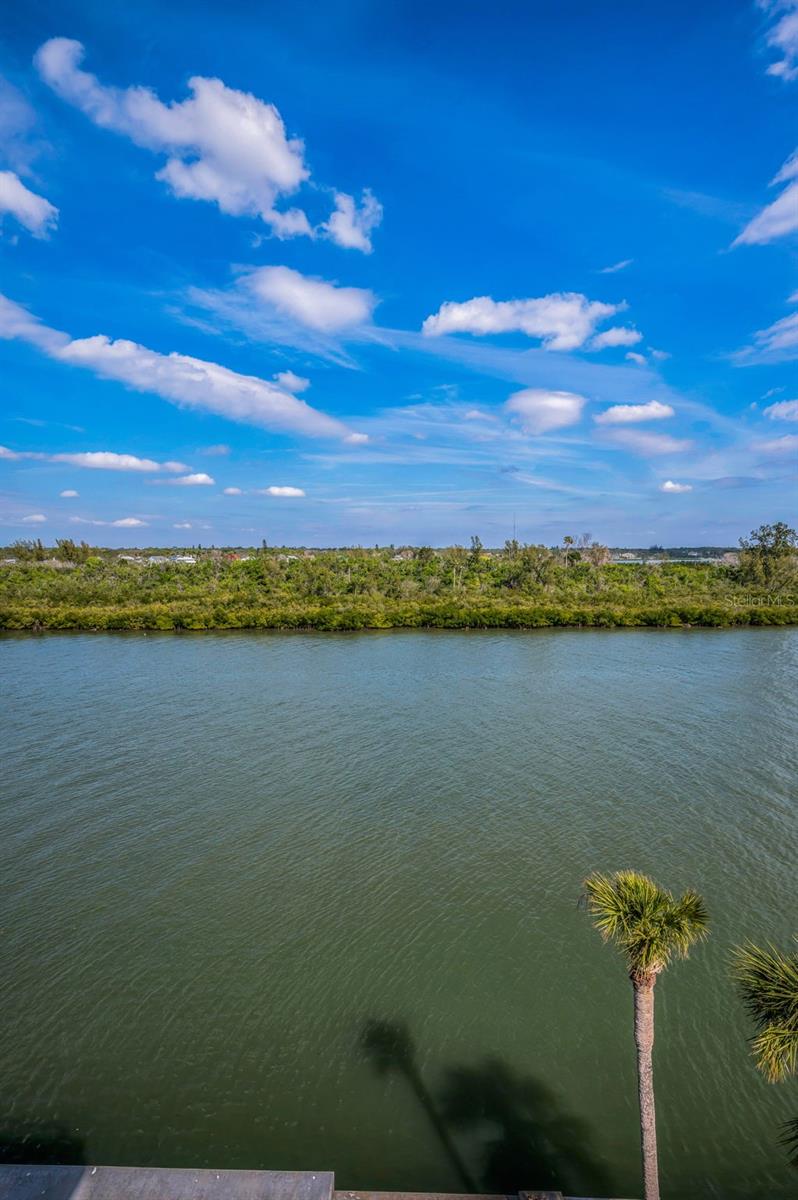 18325 GULF BLVD #509, REDINGTON SHORES, FL, 33708