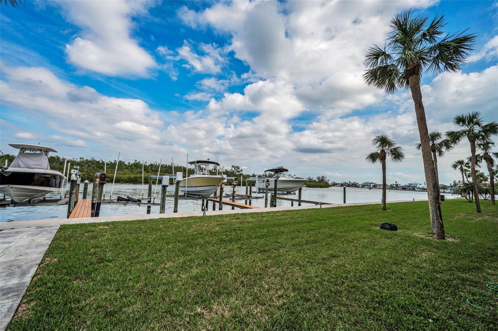 18325 GULF BLVD #509, REDINGTON SHORES, FL, 33708
