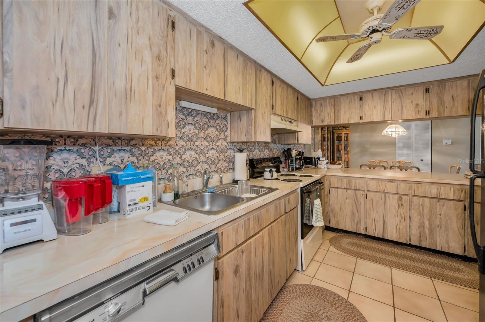 18325 GULF BLVD #509, REDINGTON SHORES, FL, 33708
