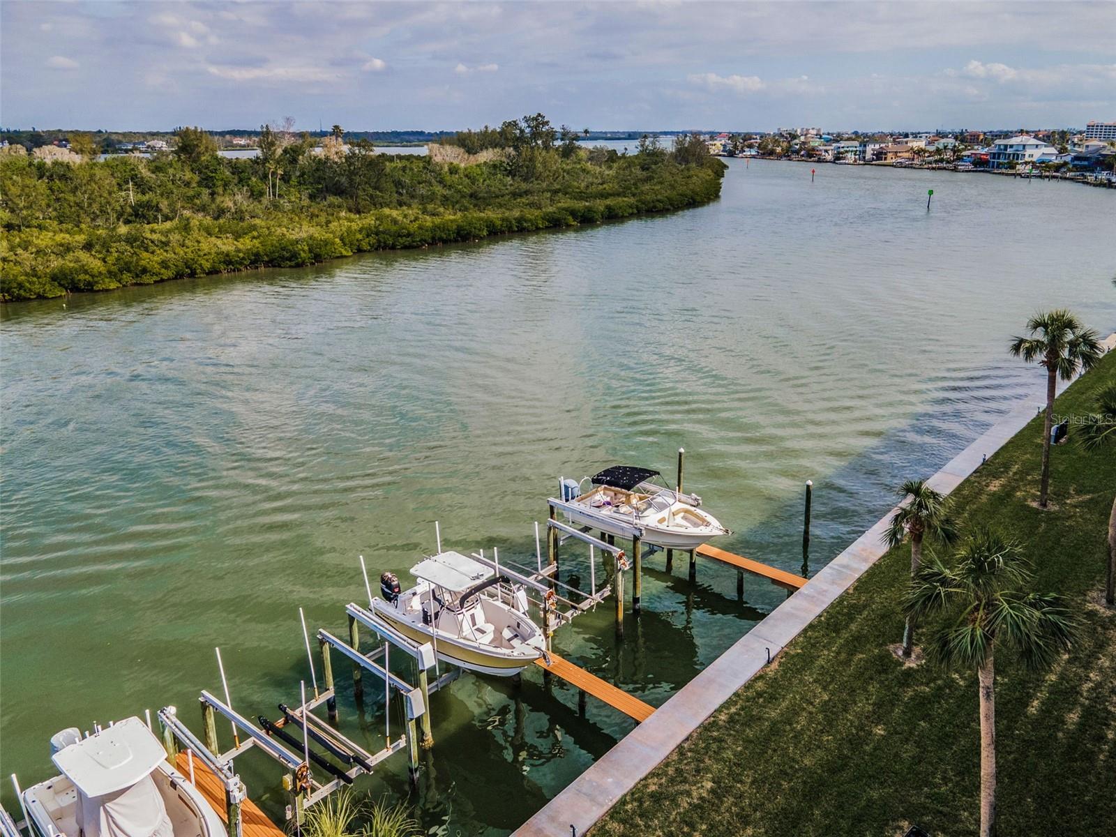 18325 GULF BLVD #509, REDINGTON SHORES, FL, 33708