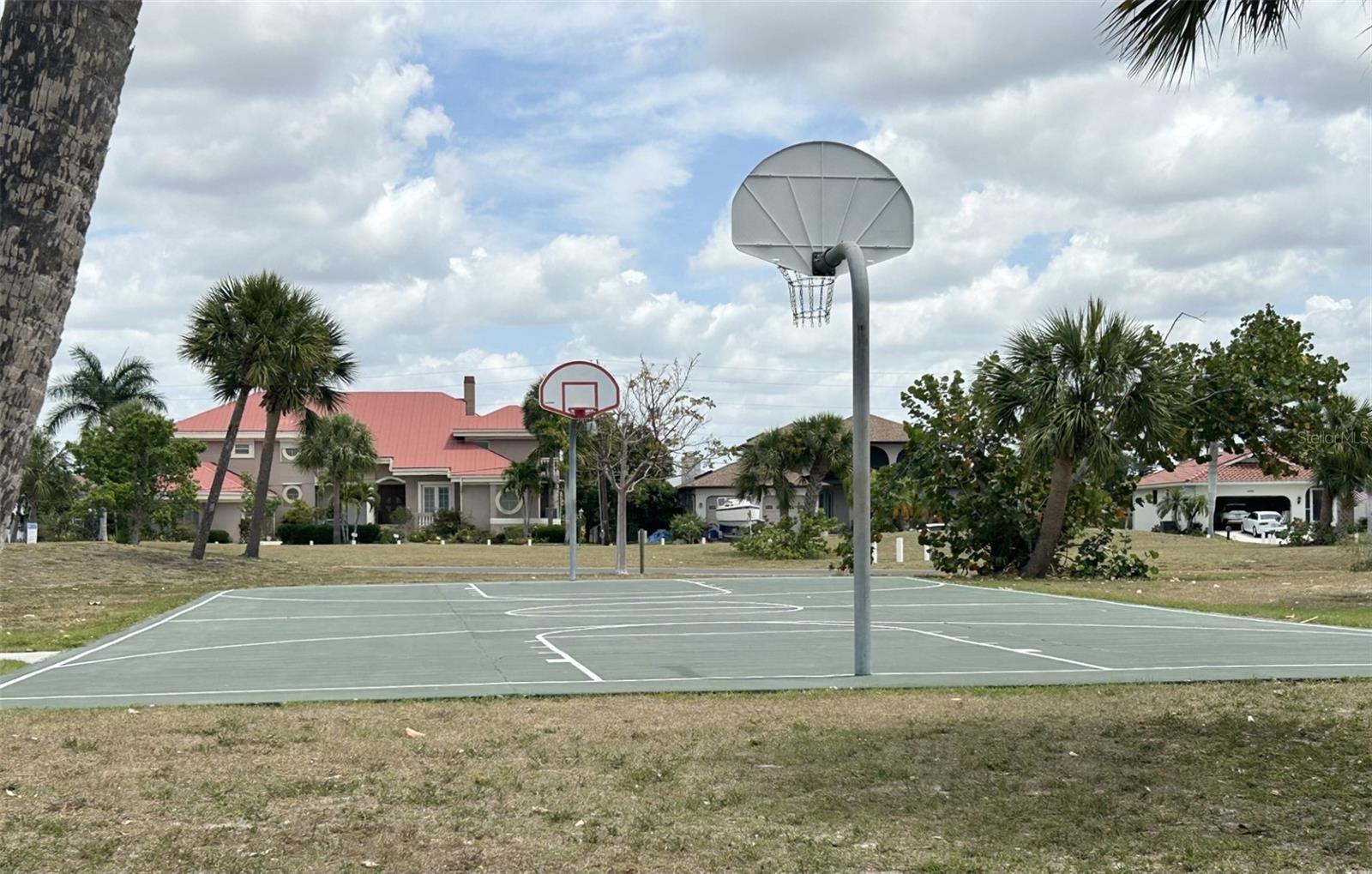 123 POINSETTIA CIR NE, PORT CHARLOTTE, FL, 33952