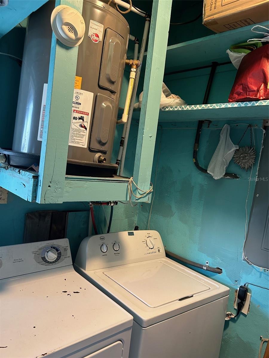 123 POINSETTIA CIR NE, PORT CHARLOTTE, FL, 33952