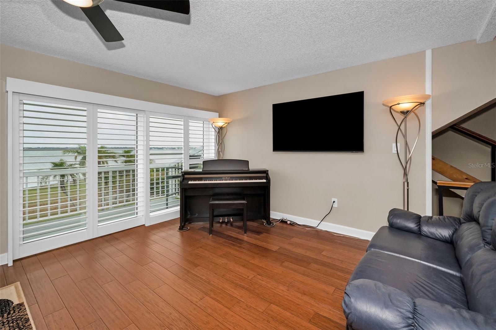 1451 GULF BLVD #207, CLEARWATER BEACH, FL, 33767