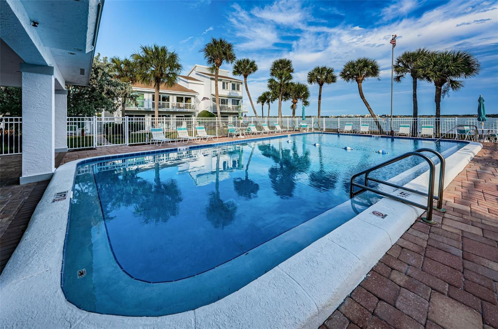 1451 GULF BLVD #207, CLEARWATER BEACH, FL, 33767