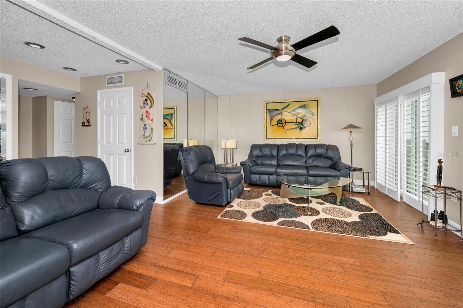 1451 GULF BLVD #207, CLEARWATER BEACH, FL, 33767