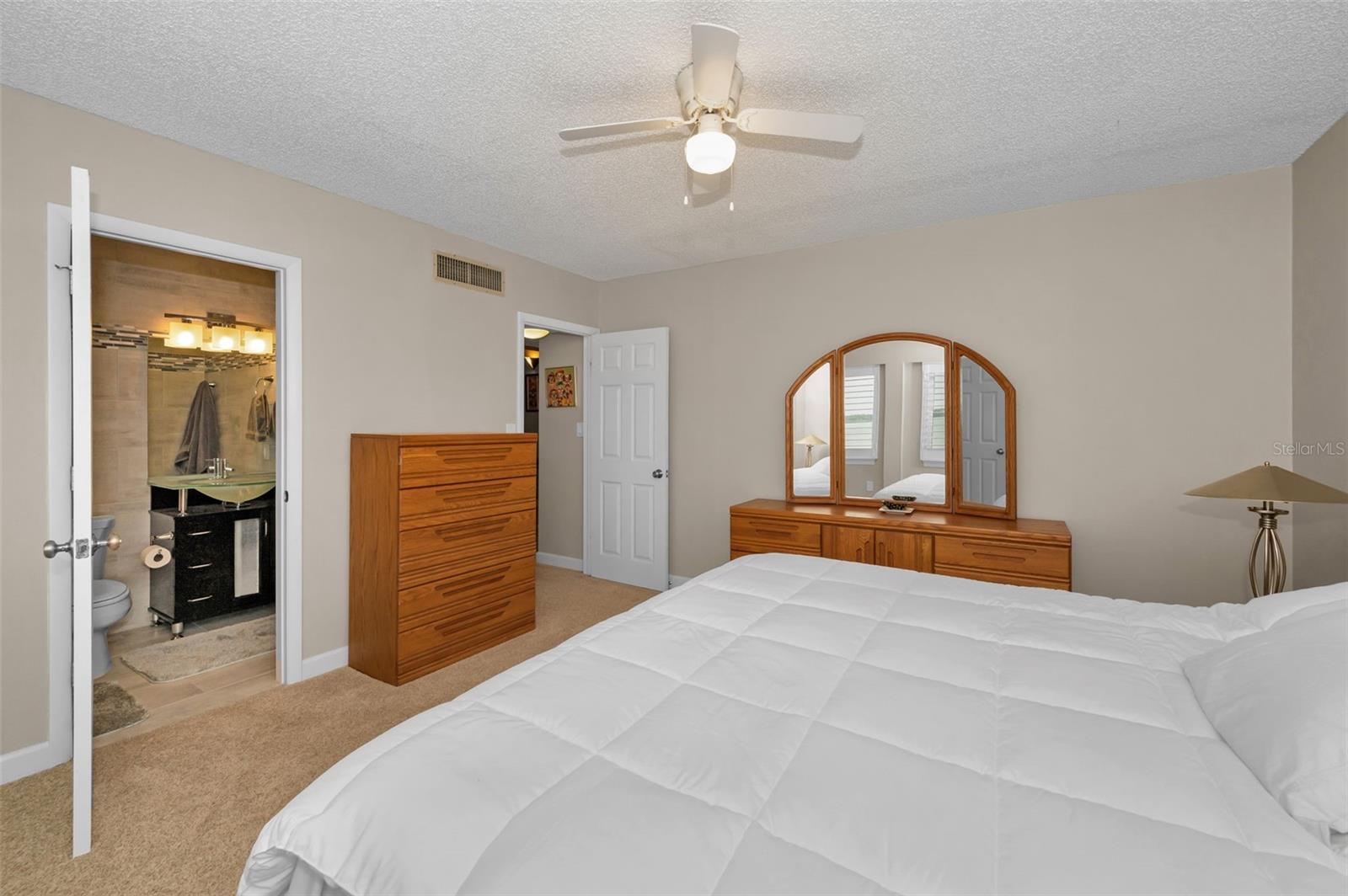 1451 GULF BLVD #207, CLEARWATER BEACH, FL, 33767