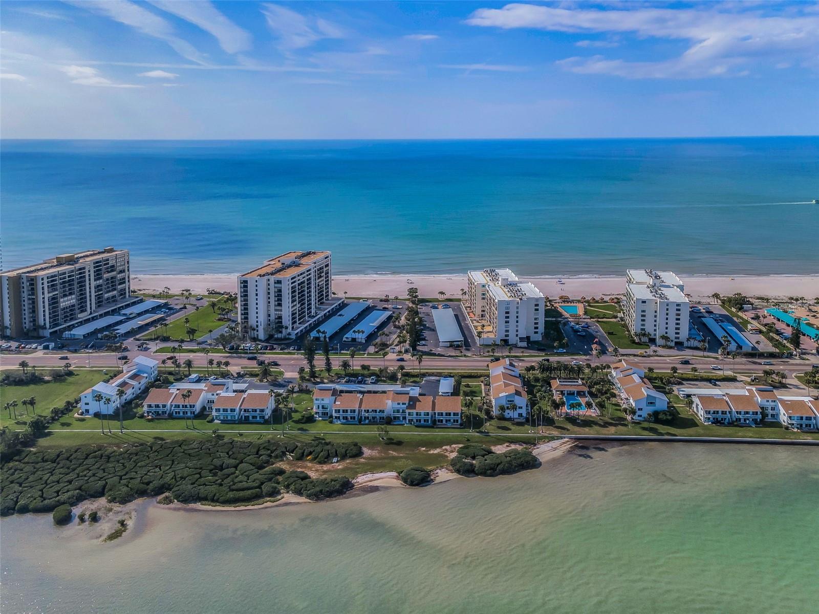 1451 GULF BLVD #207, CLEARWATER BEACH, FL, 33767