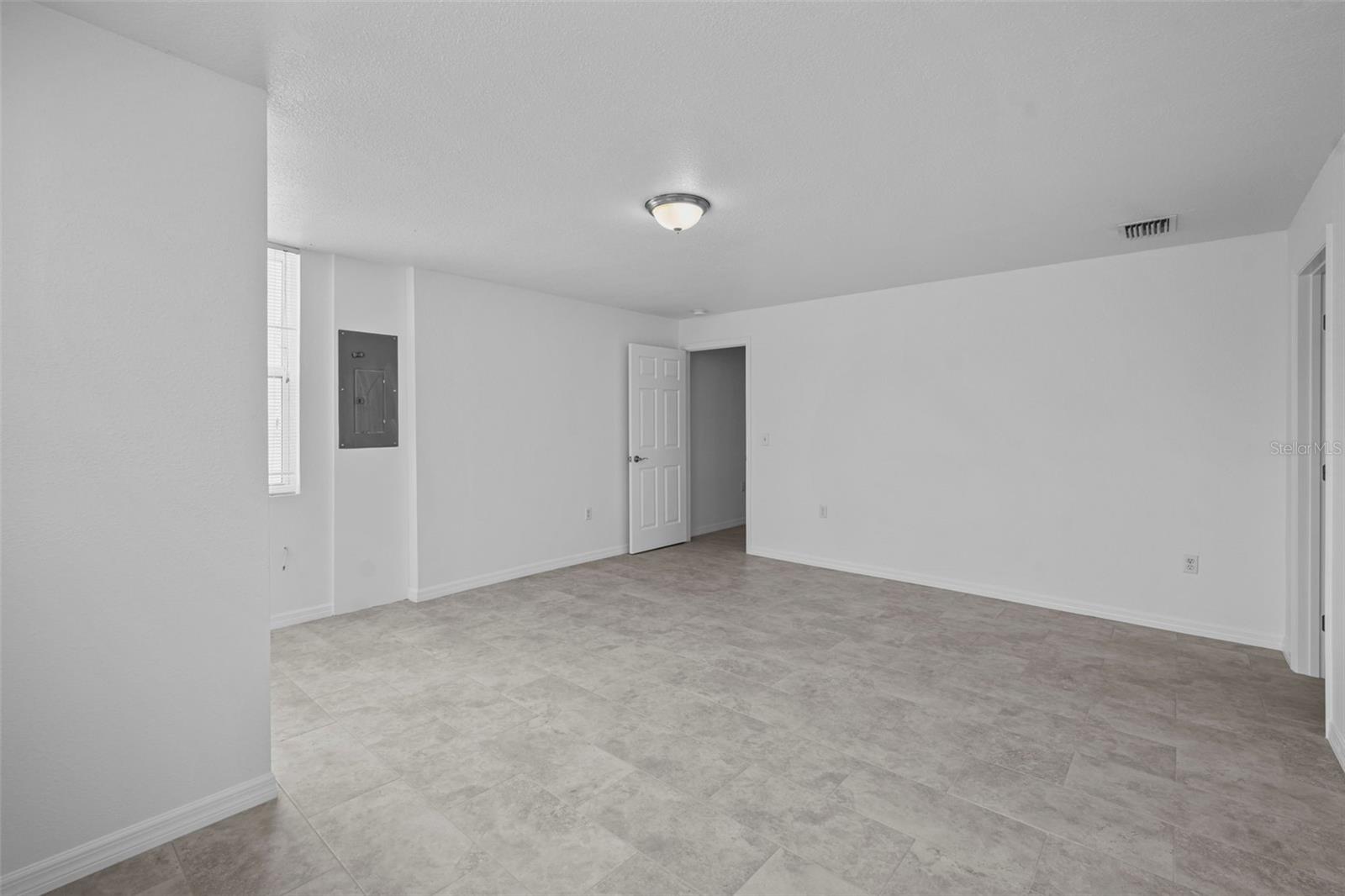 5701 INTERBAY BLVD, TAMPA, FL, 33611