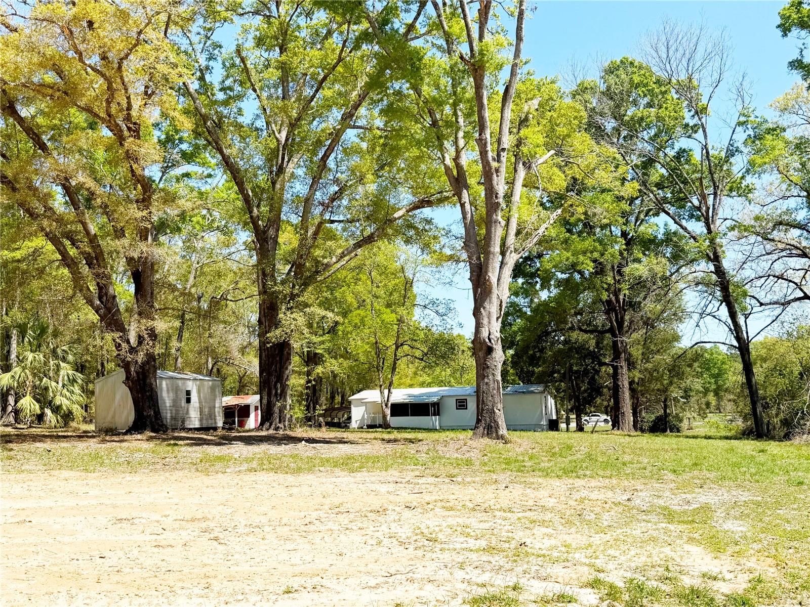 20490 S US 441 HWY, HIGH SPRINGS, FL, 32643