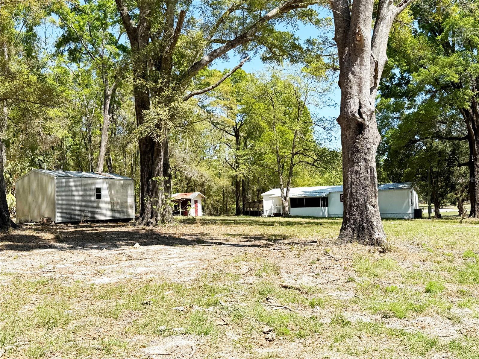 20490 S US 441 HWY, HIGH SPRINGS, FL, 32643