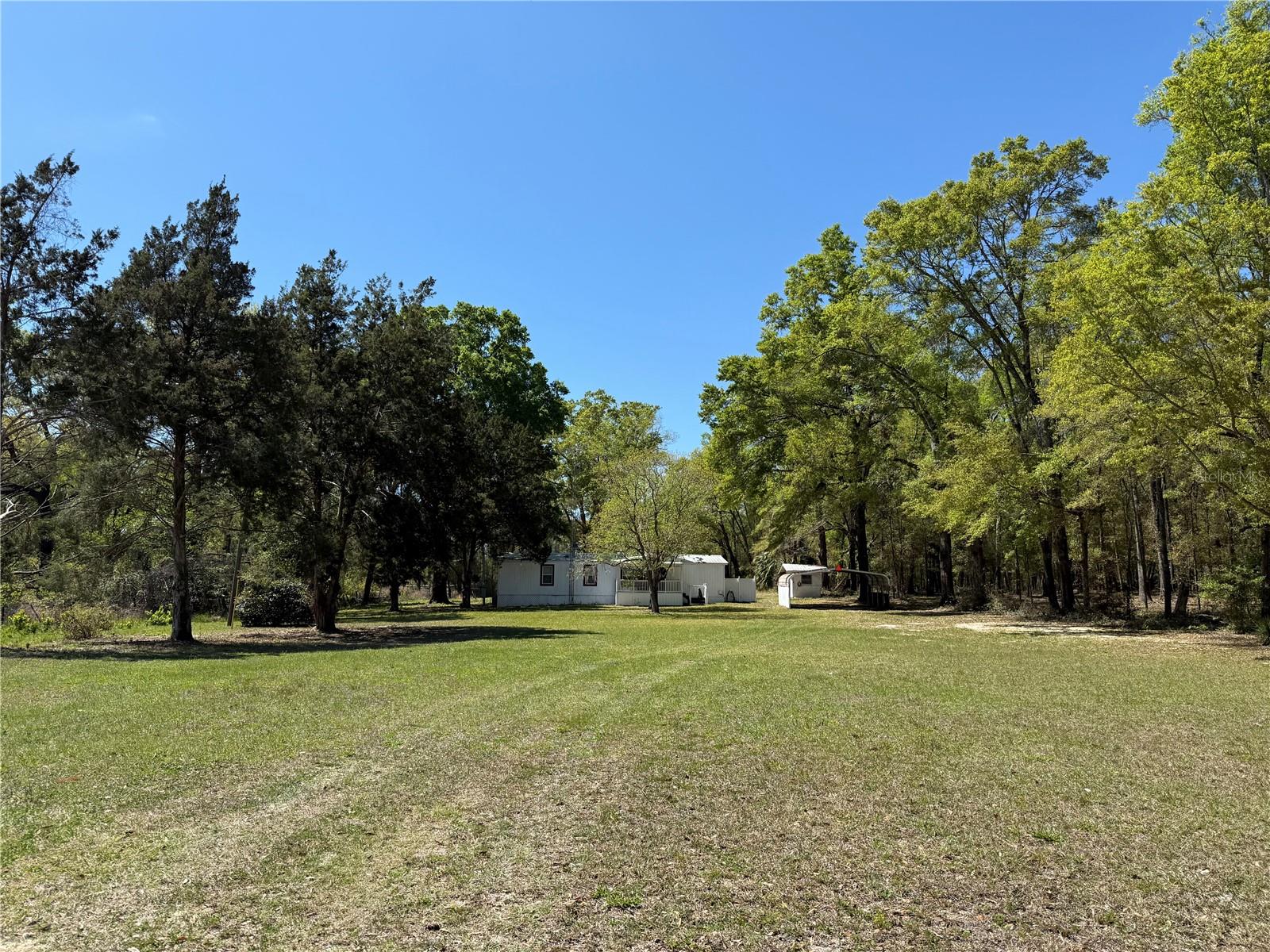 20490 S US 441 HWY, HIGH SPRINGS, FL, 32643
