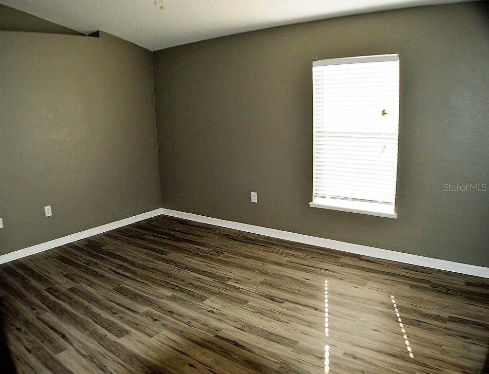 1017 TAWNY EAGLE DR, GROVELAND, FL, 34736