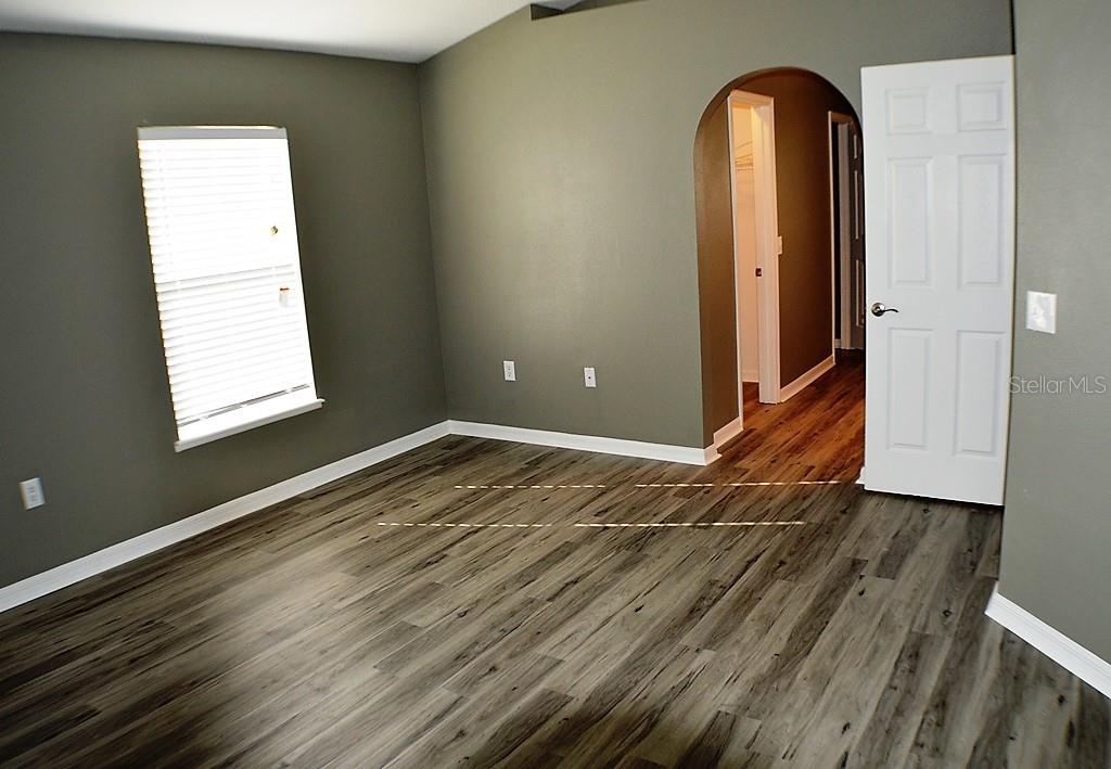 1017 TAWNY EAGLE DR, GROVELAND, FL, 34736