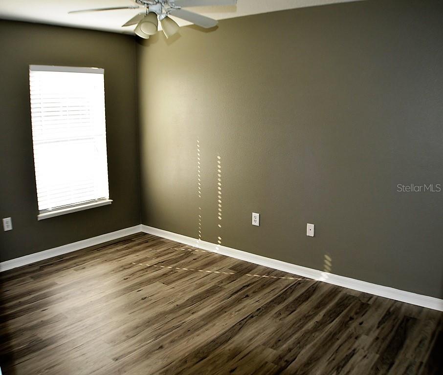 1017 TAWNY EAGLE DR, GROVELAND, FL, 34736