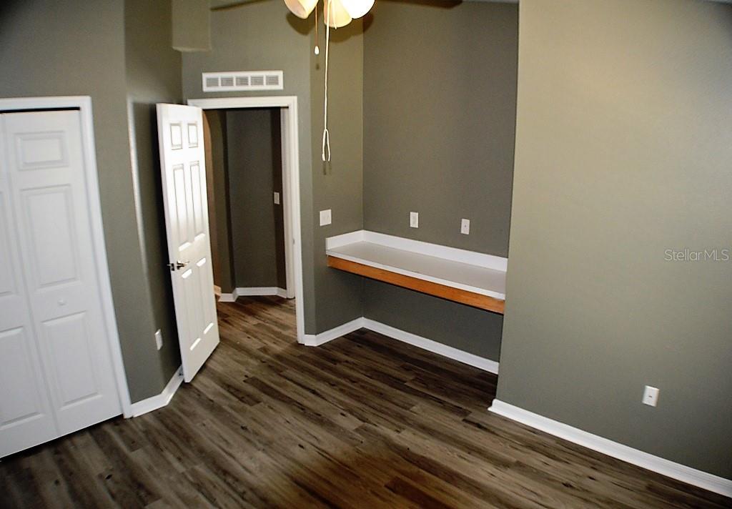 1017 TAWNY EAGLE DR, GROVELAND, FL, 34736