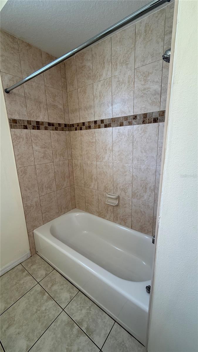 1017 WHITEGATE CT, SARASOTA, FL, 34232